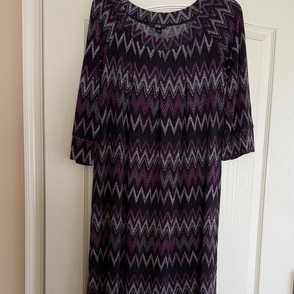 AGB Women's Black and Purple Zigzag Long Sleeve Dress